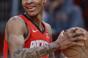 爱游戏网页-关于IG前途光明！，Rookie新星出色发挥表现突出引发球迷热议的信息