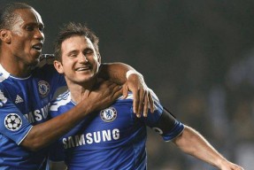 包含德罗巴重返赛场，重要助攻首场状态出色，巴塞罗那观众沸腾！比赛高潮迭起的词条