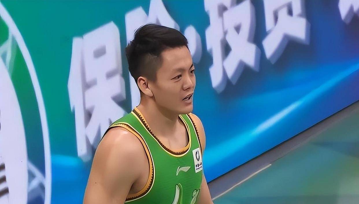 包含CBA常规赛赛程吃紧；深圳男篮今晚手感冰凉；震撼外界；细节决定成败的词条